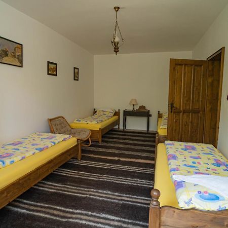 Hotel Neda'S House à Cherven  Extérieur photo