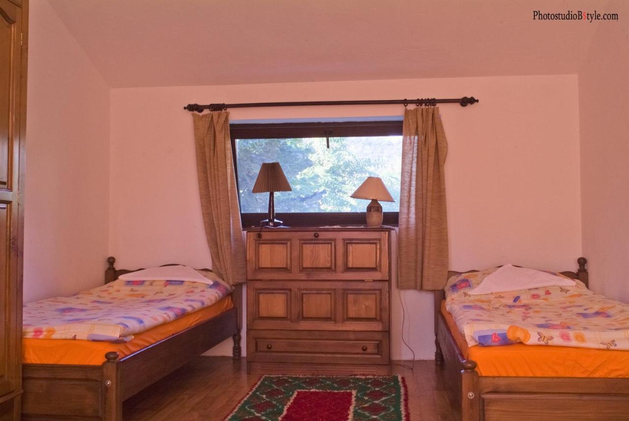 Hotel Neda'S House à Cherven  Chambre photo