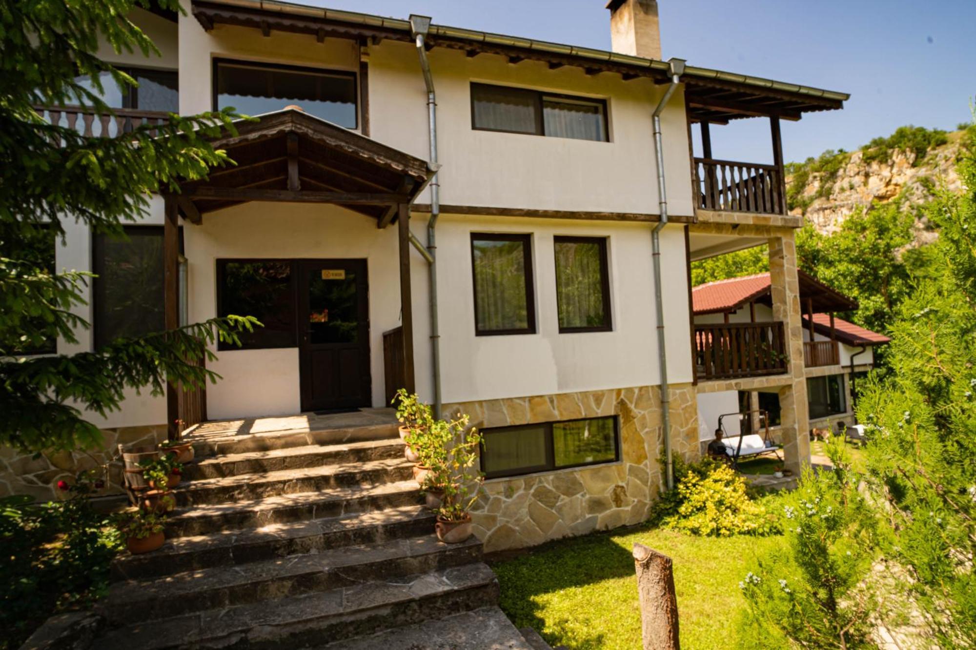 Hotel Neda'S House à Cherven  Extérieur photo